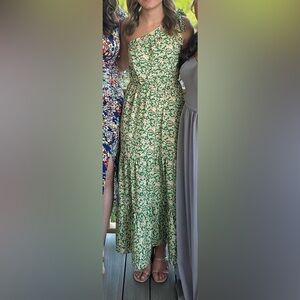 Floral one shoulder maxi dress